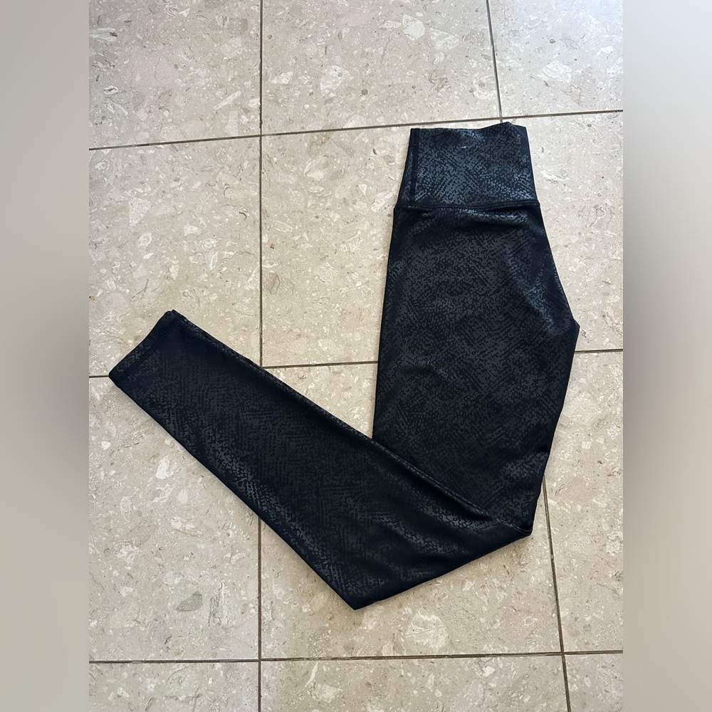NWOT Offline by Aerie leggings